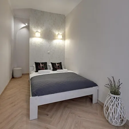 דירה Rentplanet - Komuny Paryskiej *